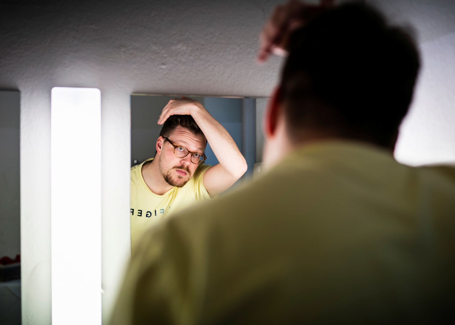 Comedian Maxi Gstettenbauer vor der Show im Backstage